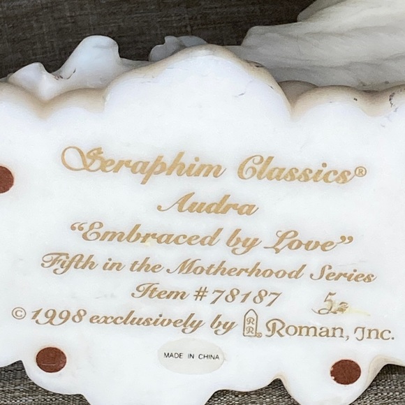 SERAPHIM CLASSICS ANGEL-AUDRA-“Embraced by Love” - Picture 4 of 8